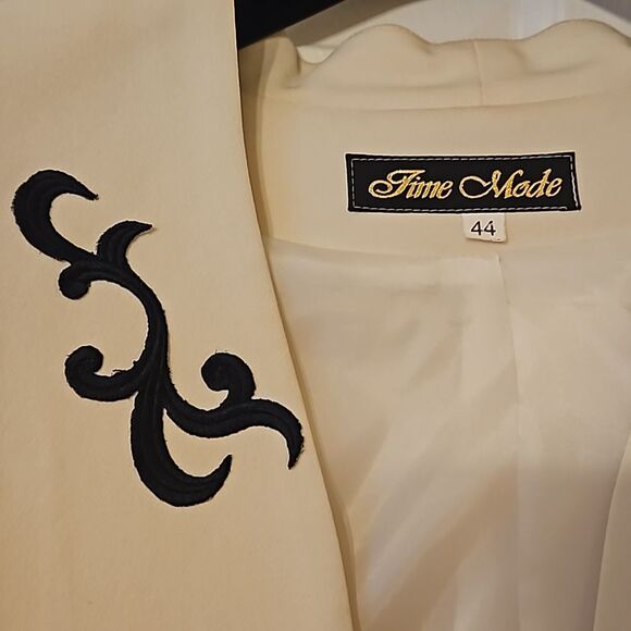 Time Mode Blazer in Prestine Condition - Picture 4 of 10
